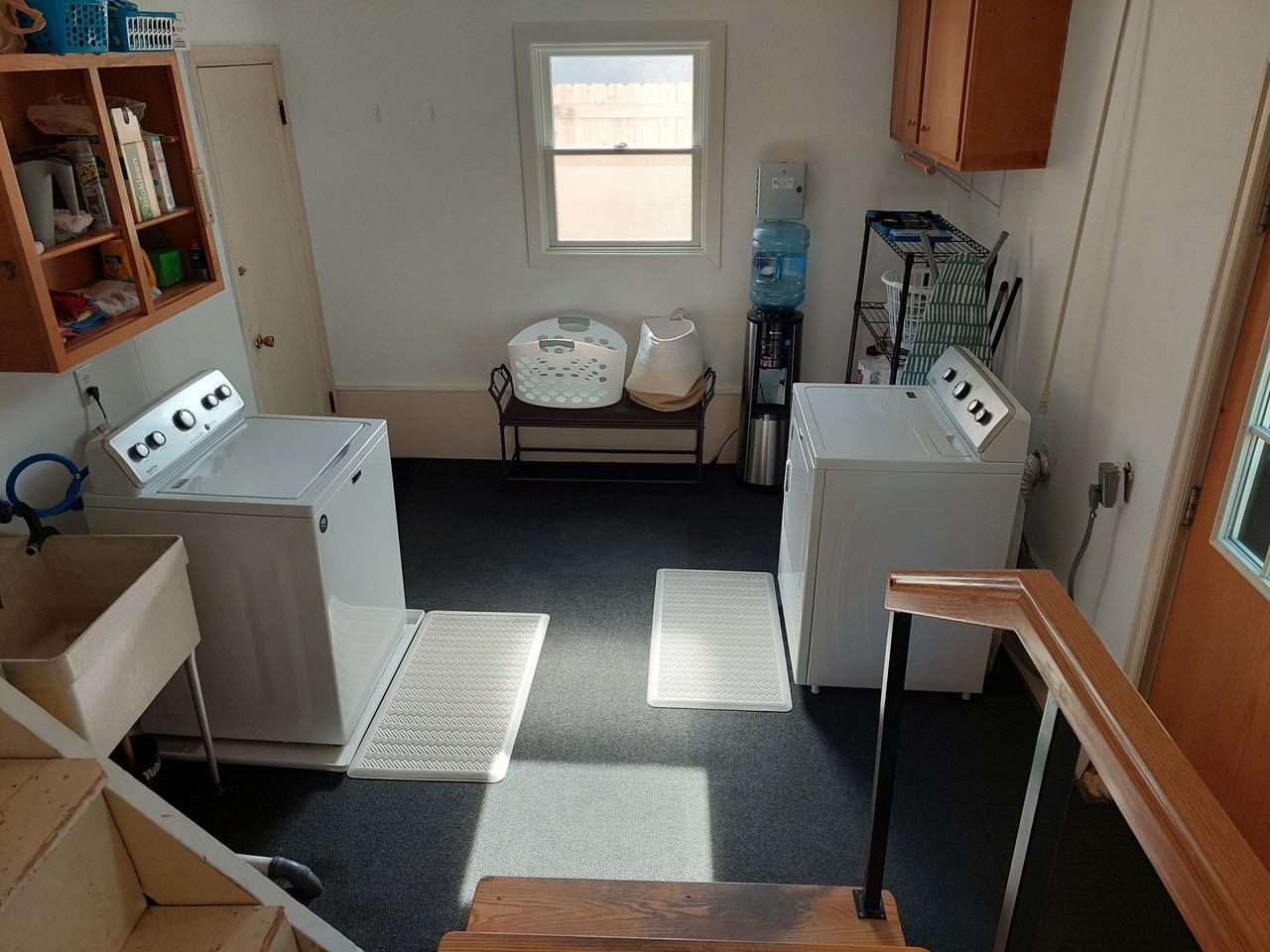 839 Parkhill Dr - Photo 5 of 10