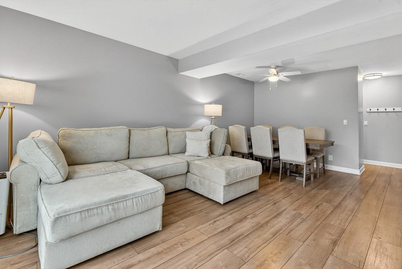 1391 Sherwood Ct - Photo 6 of 22