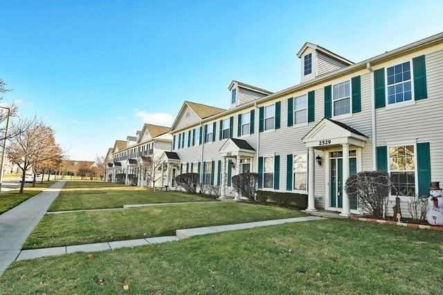 2529 Capitol Ave - Photo 2 of 27