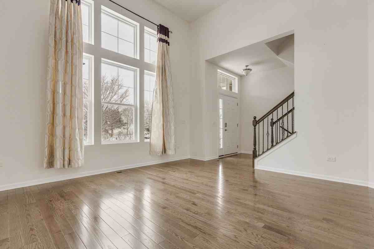 4277 Liberty St - Photo 2 of 26