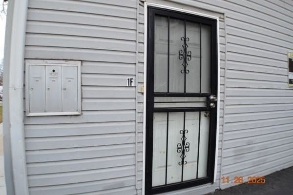 10311 S Calhoun Ave Unit 1f #1F - Photo 2 of 12