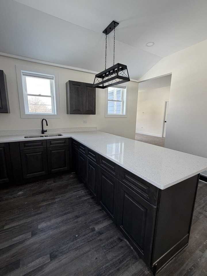 915 S Spencer Rd Unit 2 #2 - Photo 2 of 10