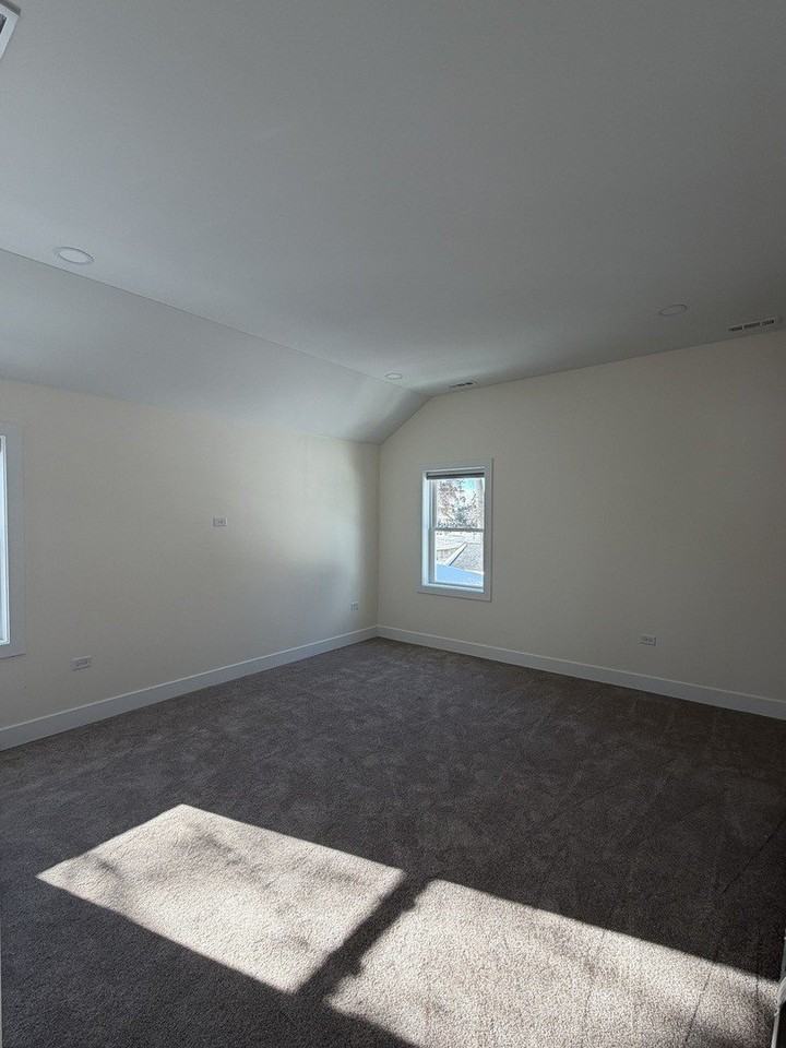 915 S Spencer Rd Unit 2 #2 - Photo 6 of 10