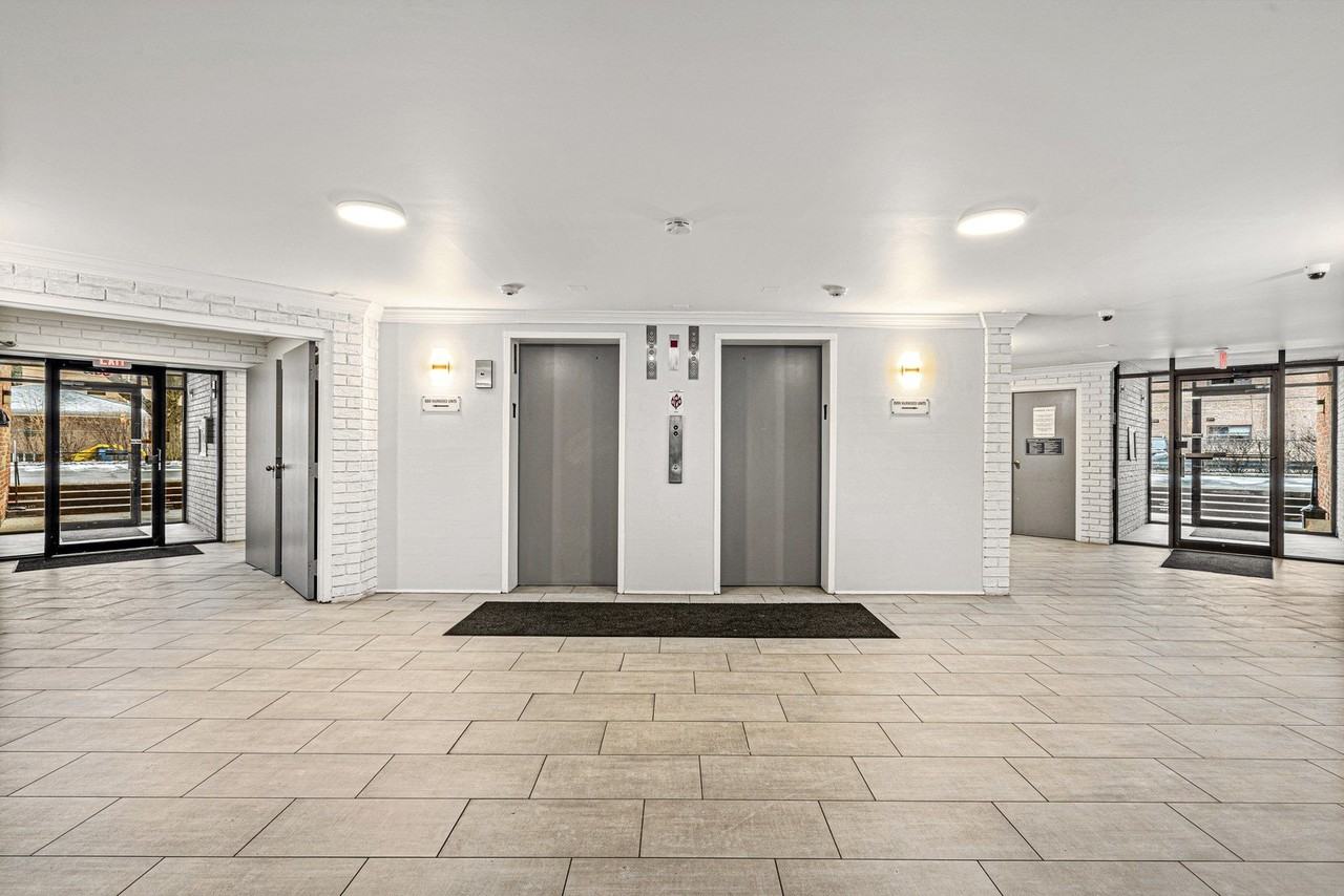 5310 N Chester Ave Apt 200 #200 - Photo 4 of 28