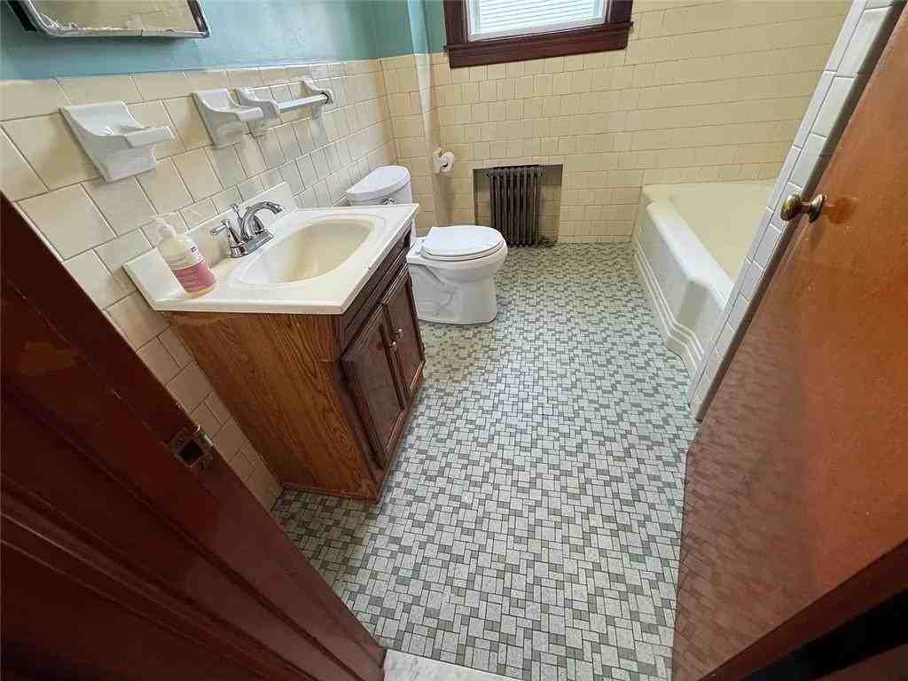 43 Westerly Ave ##1 - Photo 2 of 19