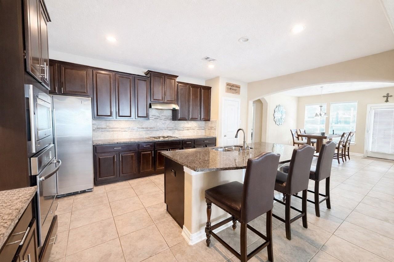 111 Meadow Ridge Way - Photo 4 of 17