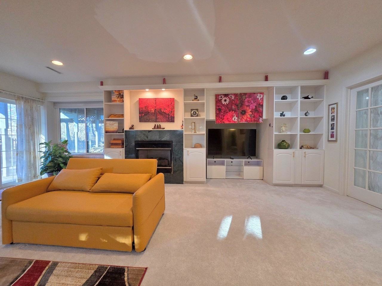 1025 Rosewood Dr Unit B #B - Photo 4 of 21