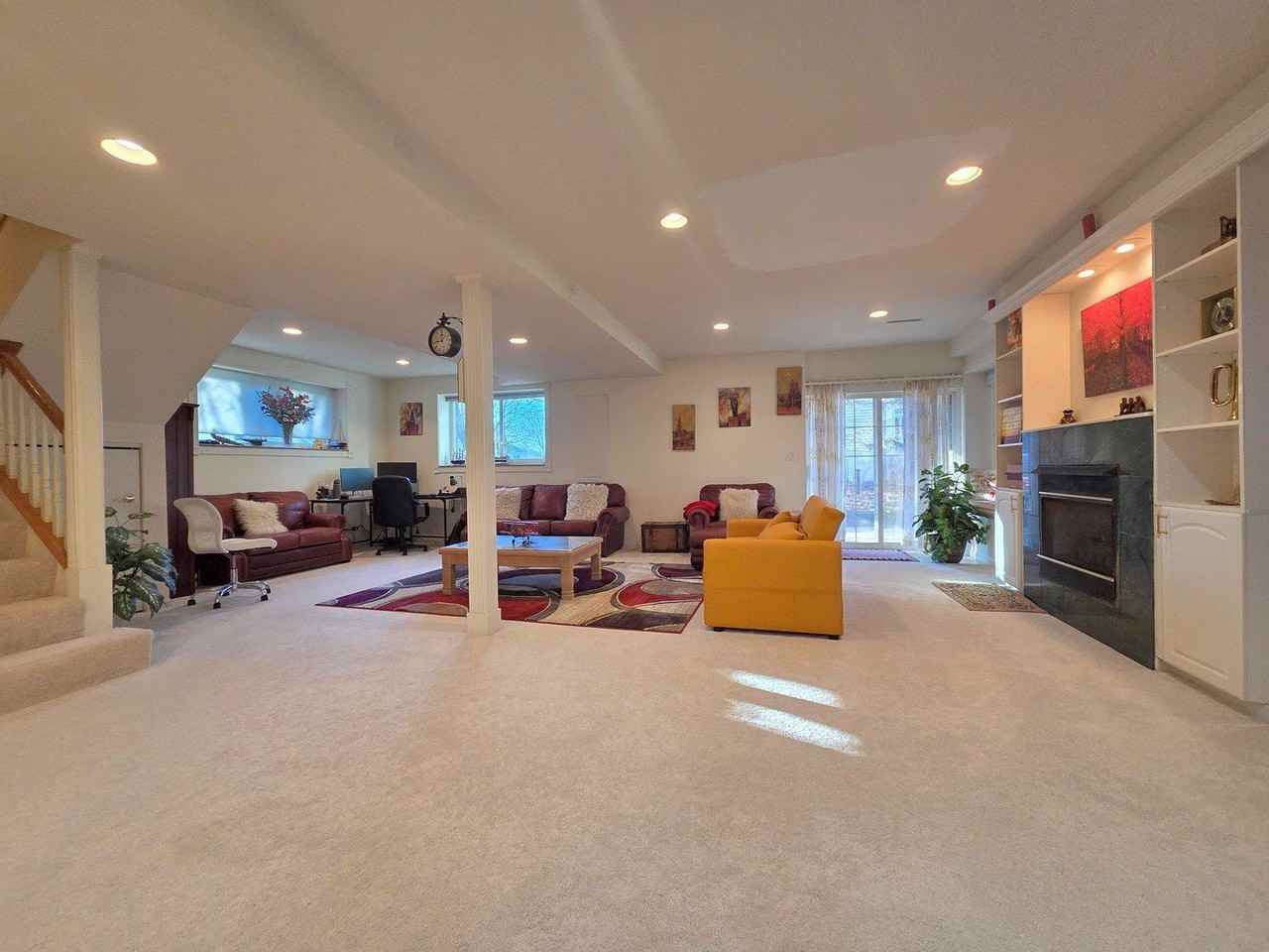 1025 Rosewood Dr Unit B #B - Photo 6 of 21