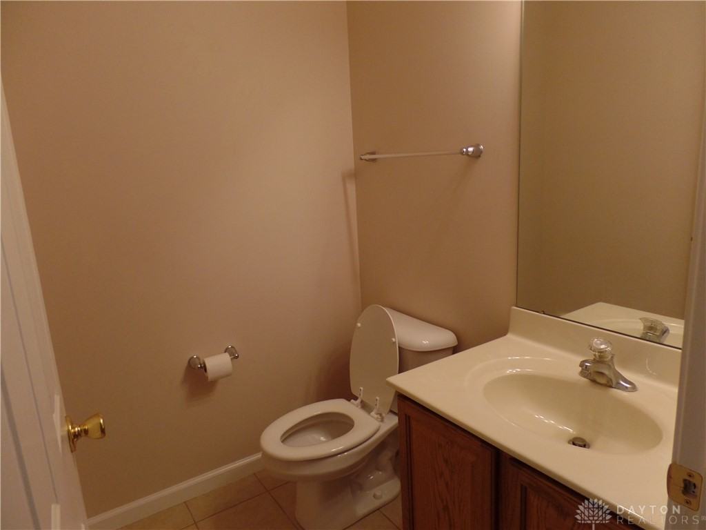 120 Cherry St - Photo 4 of 16