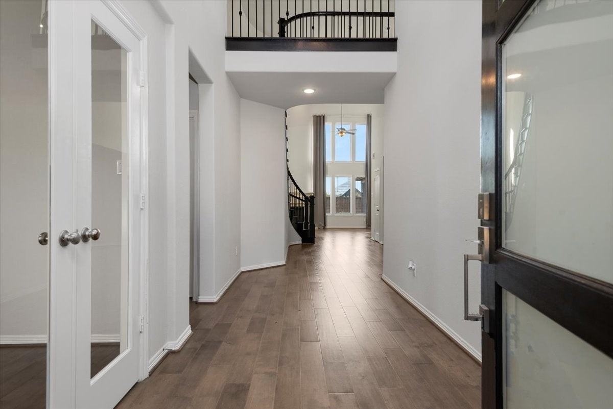 14214 Archer County Trl - Photo 3 of 37