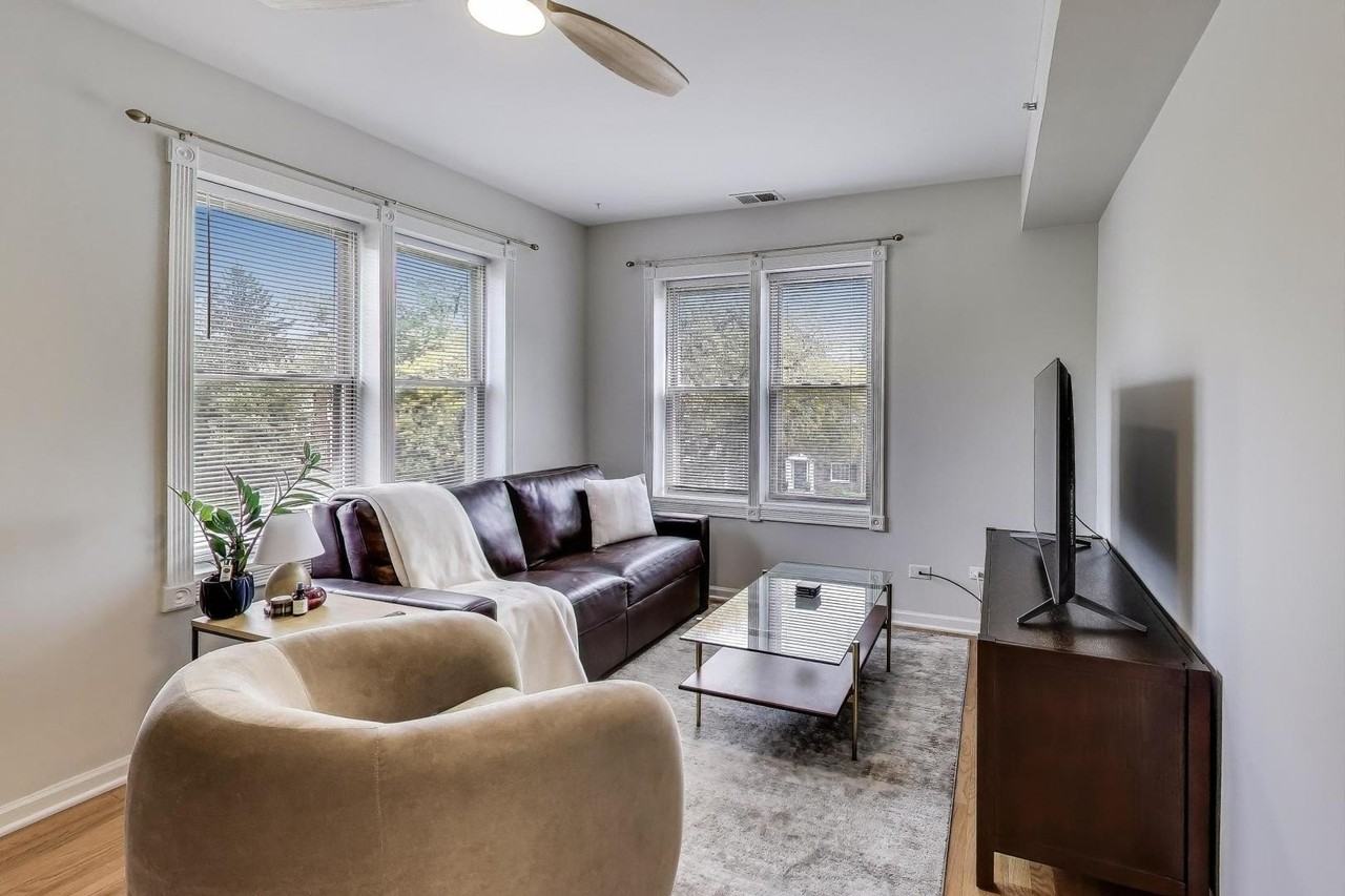 600 N La Grange Rd Apt A2 #A2 - Photo 7 of 20