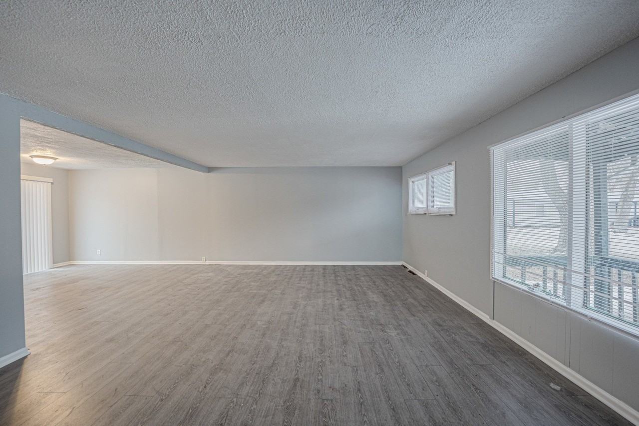 2932 Cameron Ave - Photo 3 of 21