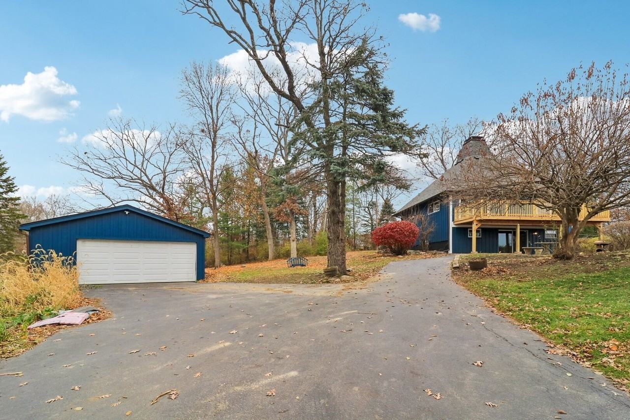 23460 W N Lakewood Lane - Photo 2 of 50