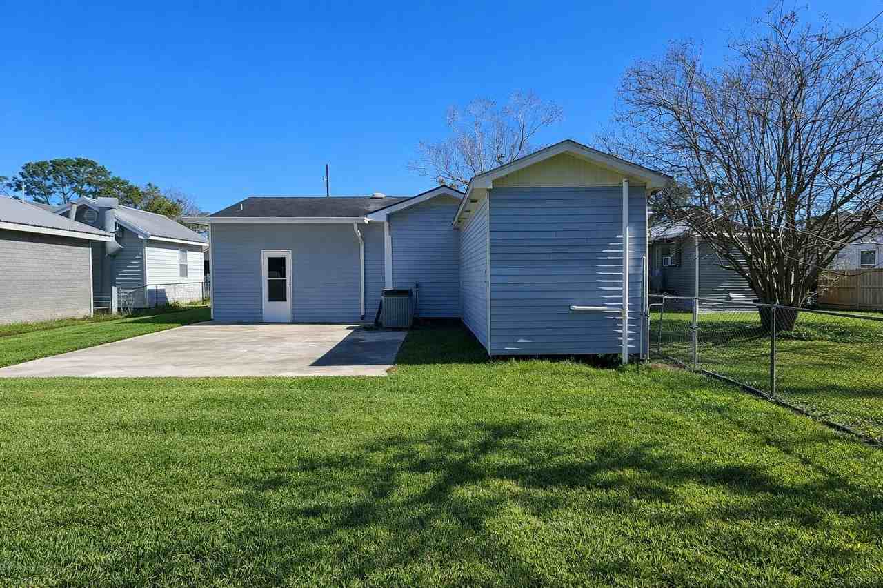 Himalaya Ave - Photo 3 of 28