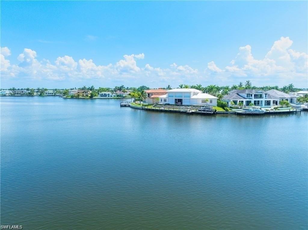 3070 Gulf Shore Blvd N #103 - Photo 6 of 50