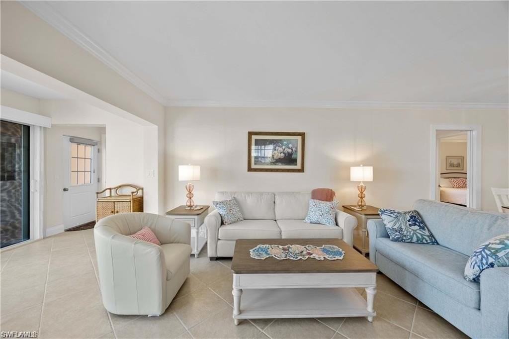 3070 Gulf Shore Blvd N #103 - Photo 4 of 50