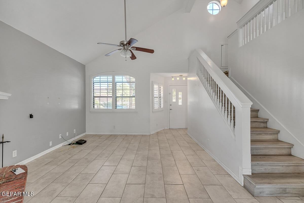 1049 Desierto Luna St - Photo 6 of 26