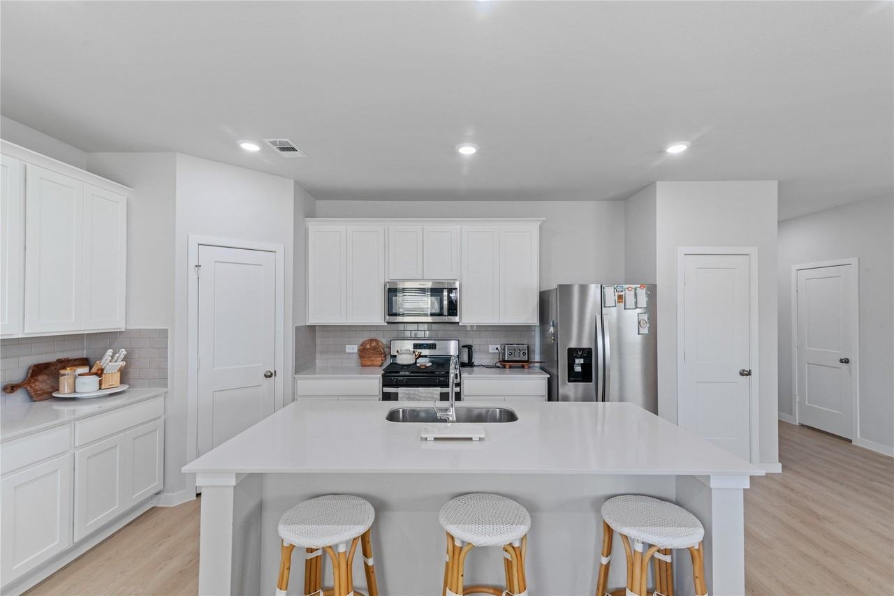 123 Alset Cir - Photo 5 of 27