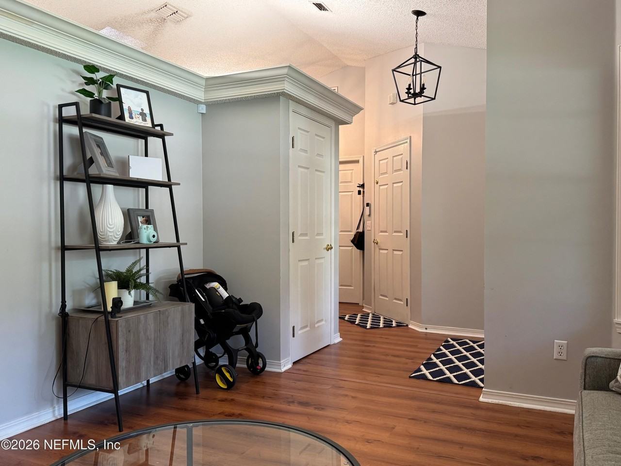 1800 Castille Dr - Photo 6 of 30