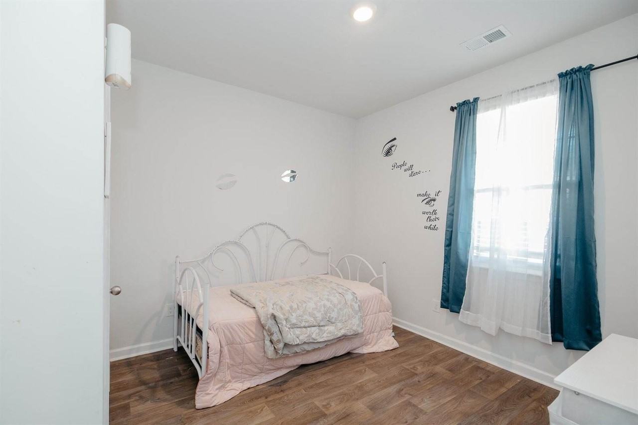 143 River Hill Rd - Photo 4 of 24