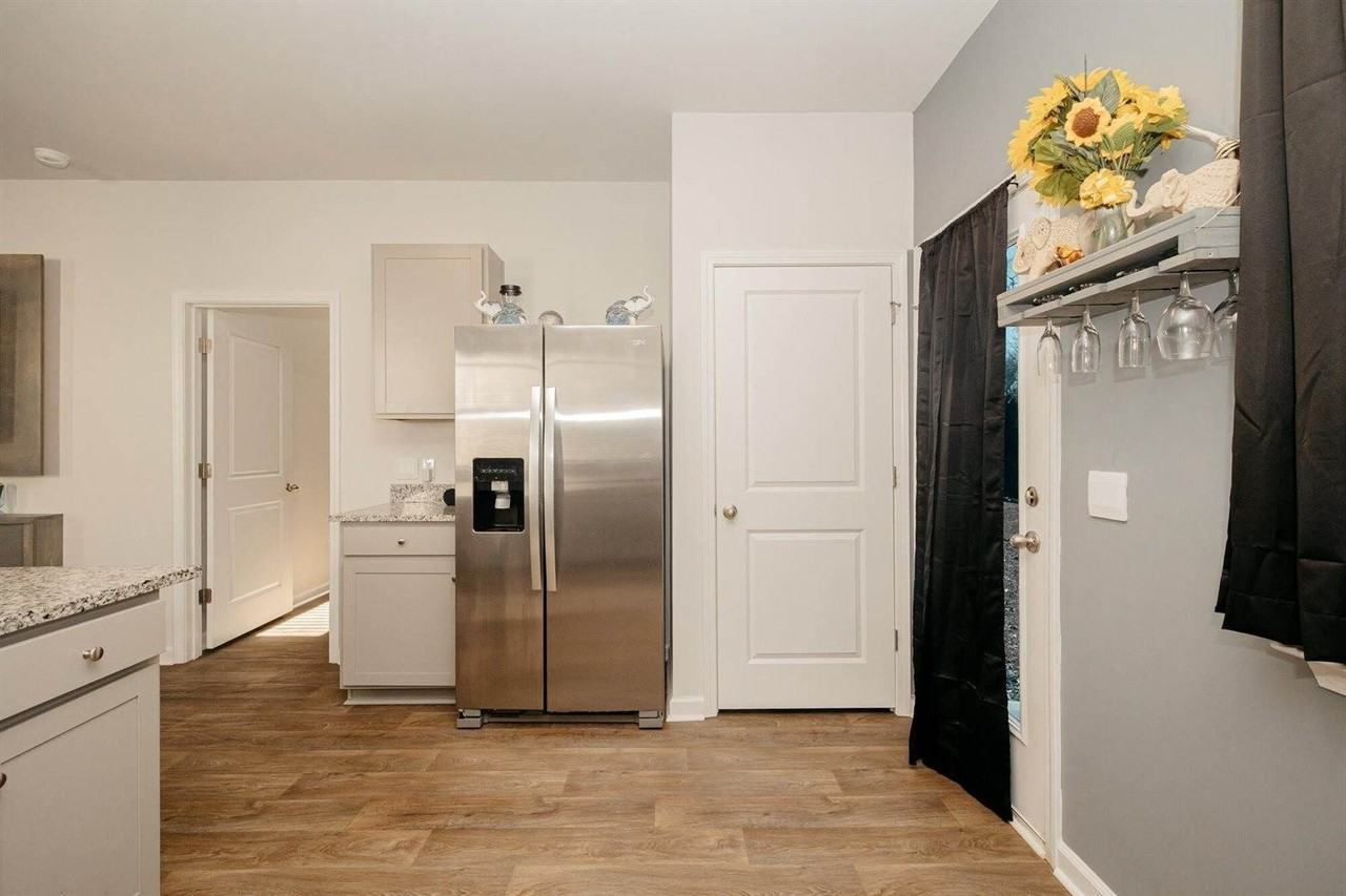 143 River Hill Rd - Photo 7 of 24