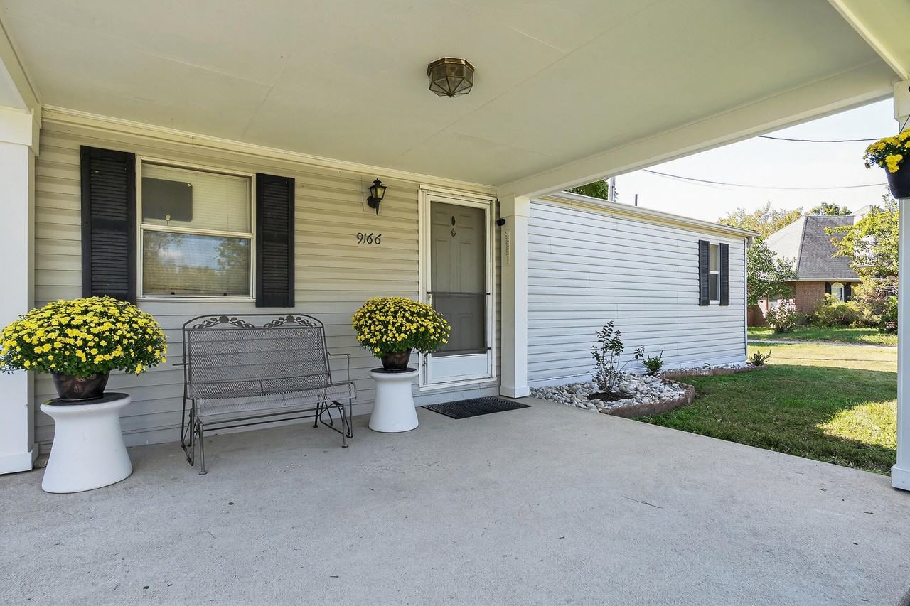 9166 Porter Rd - Photo 3 of 27