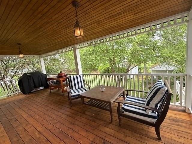 15 Lake Ave - Photo 3 of 26