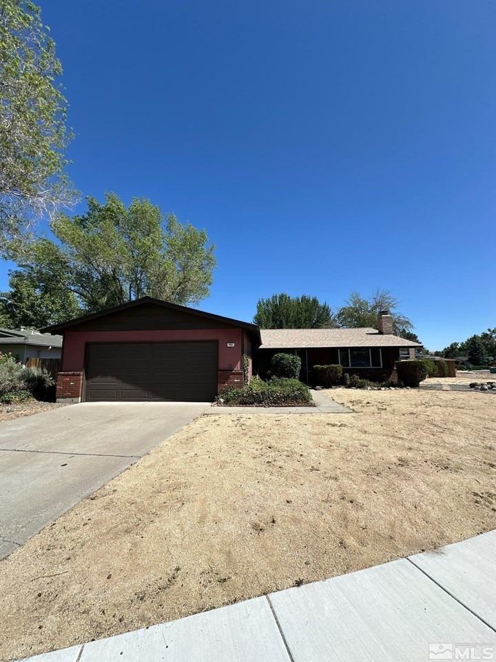 462 Steffanie Way - Photo 2 of 20