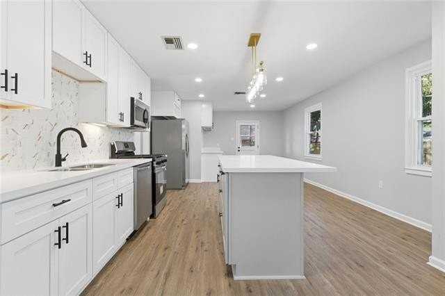 157 DESTEHAN Drive - Photo 6 of 15