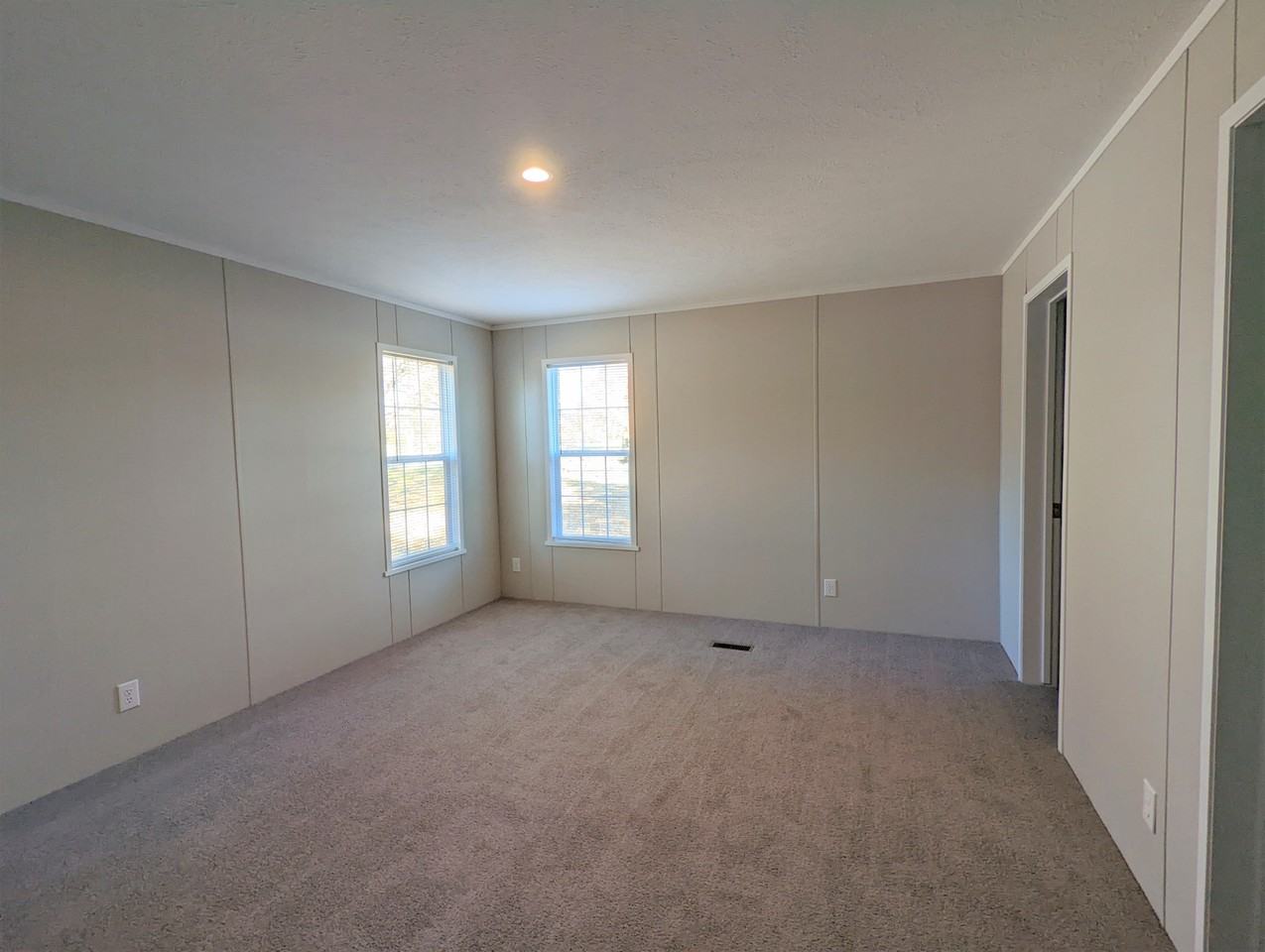 727 Virginia #727 - Photo 6 of 12