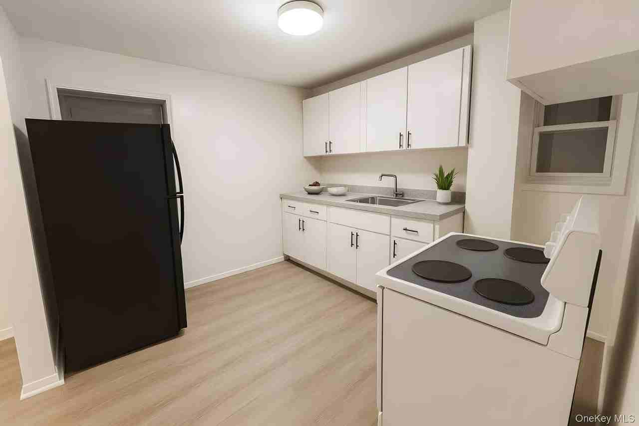 13872 Francis Lewis Blvd - Photo 5 of 7