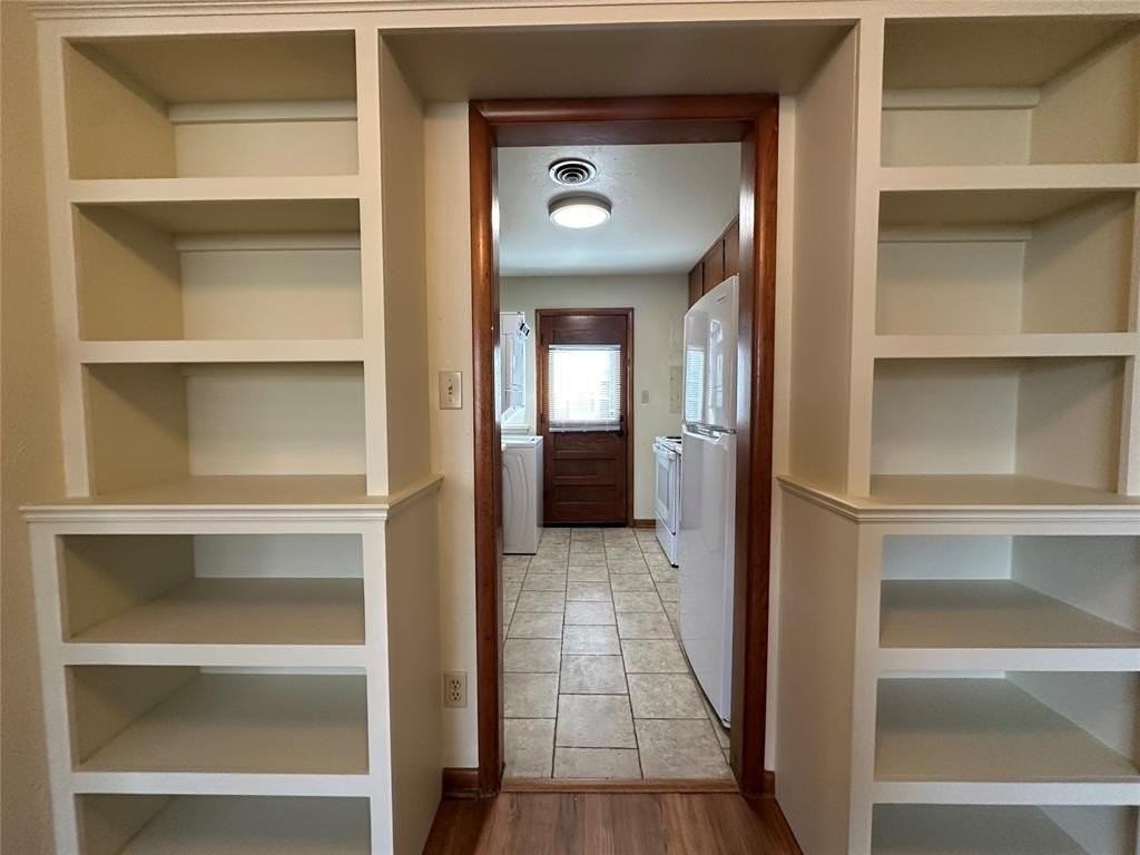 500 Stinson St #8 - Photo 4 of 12