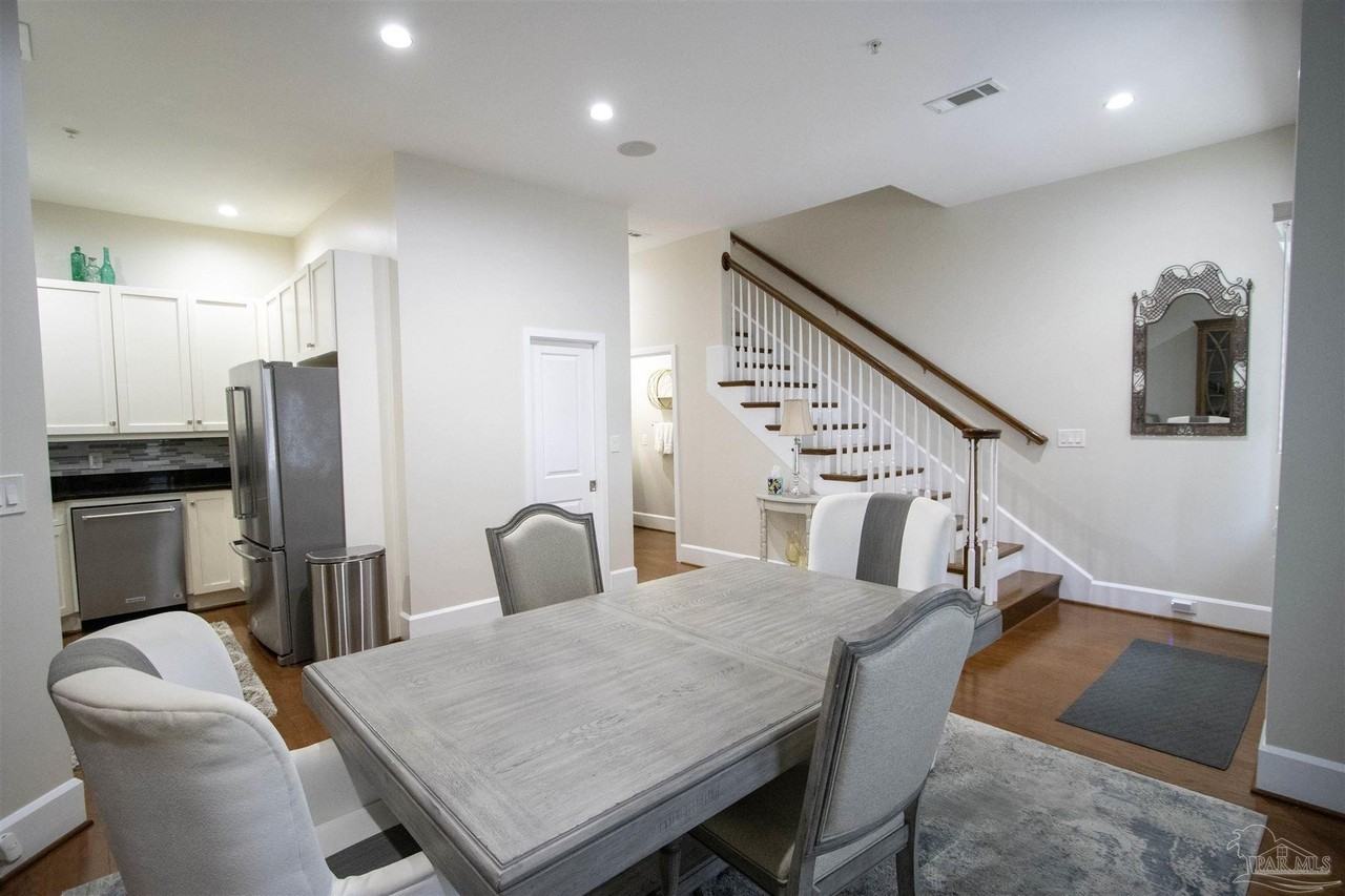 529 N Spring St #4 - Photo 6 of 50