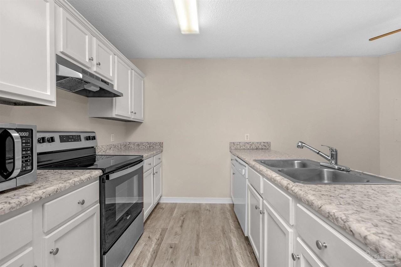 2301 W Michigan Ave #41 - Photo 3 of 18