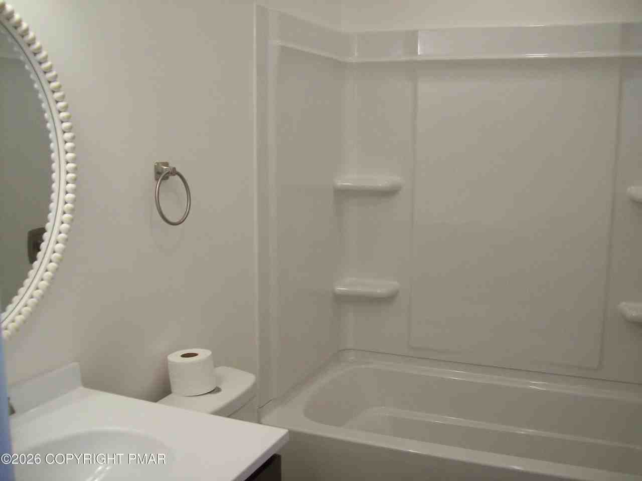 735 Ann St - Photo 5 of 12