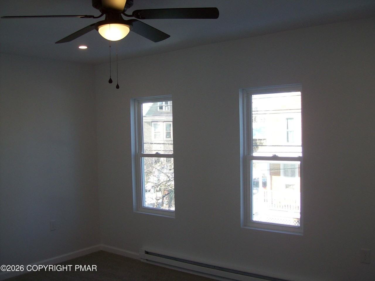 735 Ann St - Photo 7 of 12