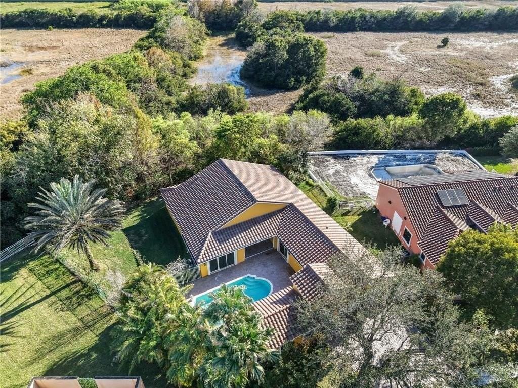 19820 Sw 7th Pl - Photo 5 of 42