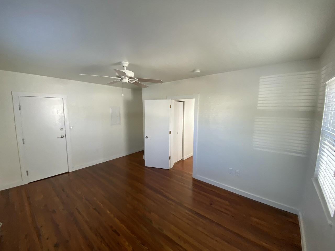 715 2nd Ave S #2 - Photo 6 of 19