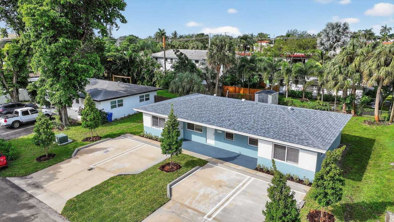 1851 Ne 25th Ave #3 - Photo 6 of 25