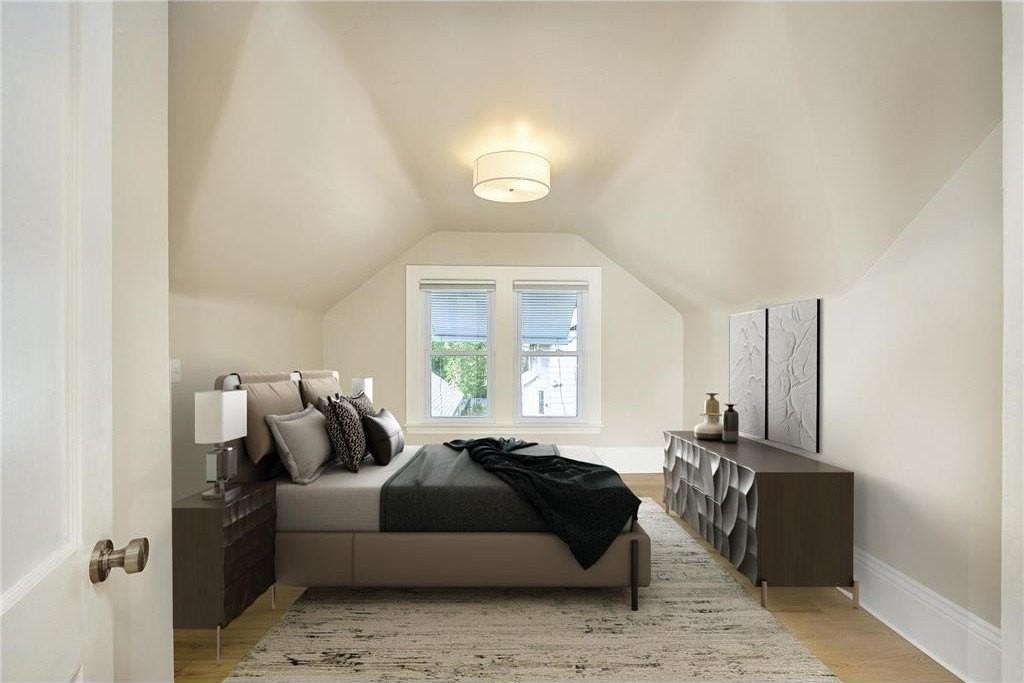 1708 Brook Ave Se - Photo 3 of 16