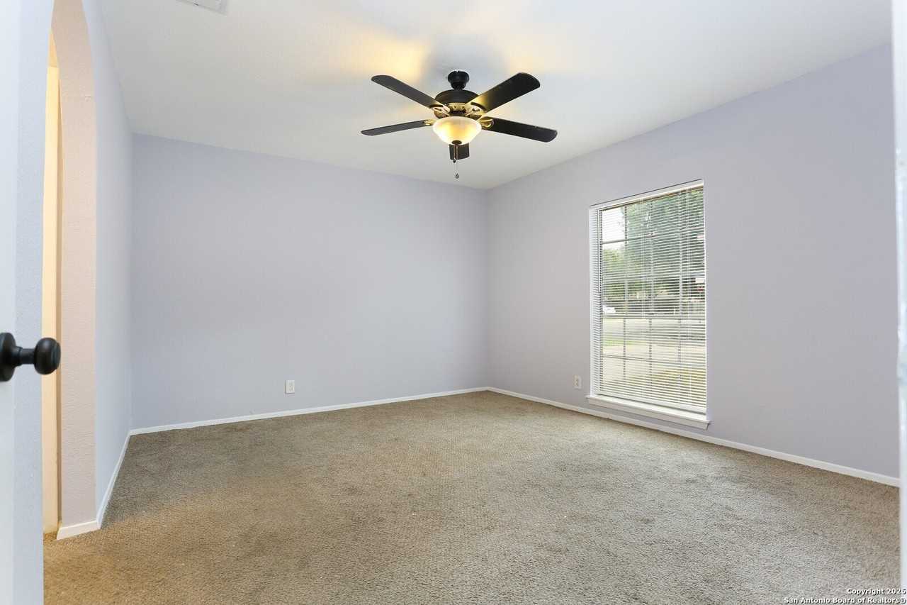 13419 Lacewood St - Photo 7 of 14