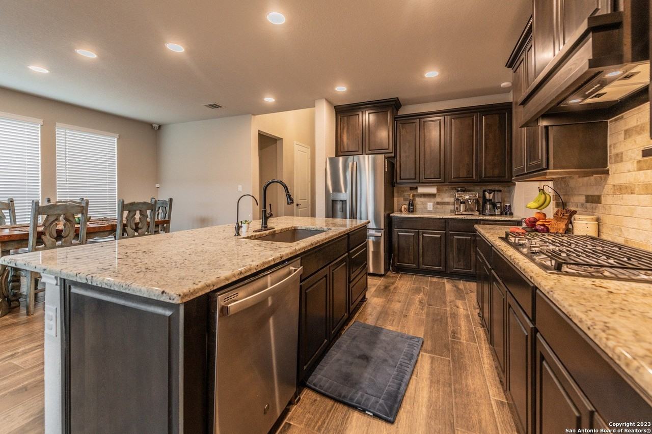 14026 Blind Bandit Crk - Photo 6 of 28