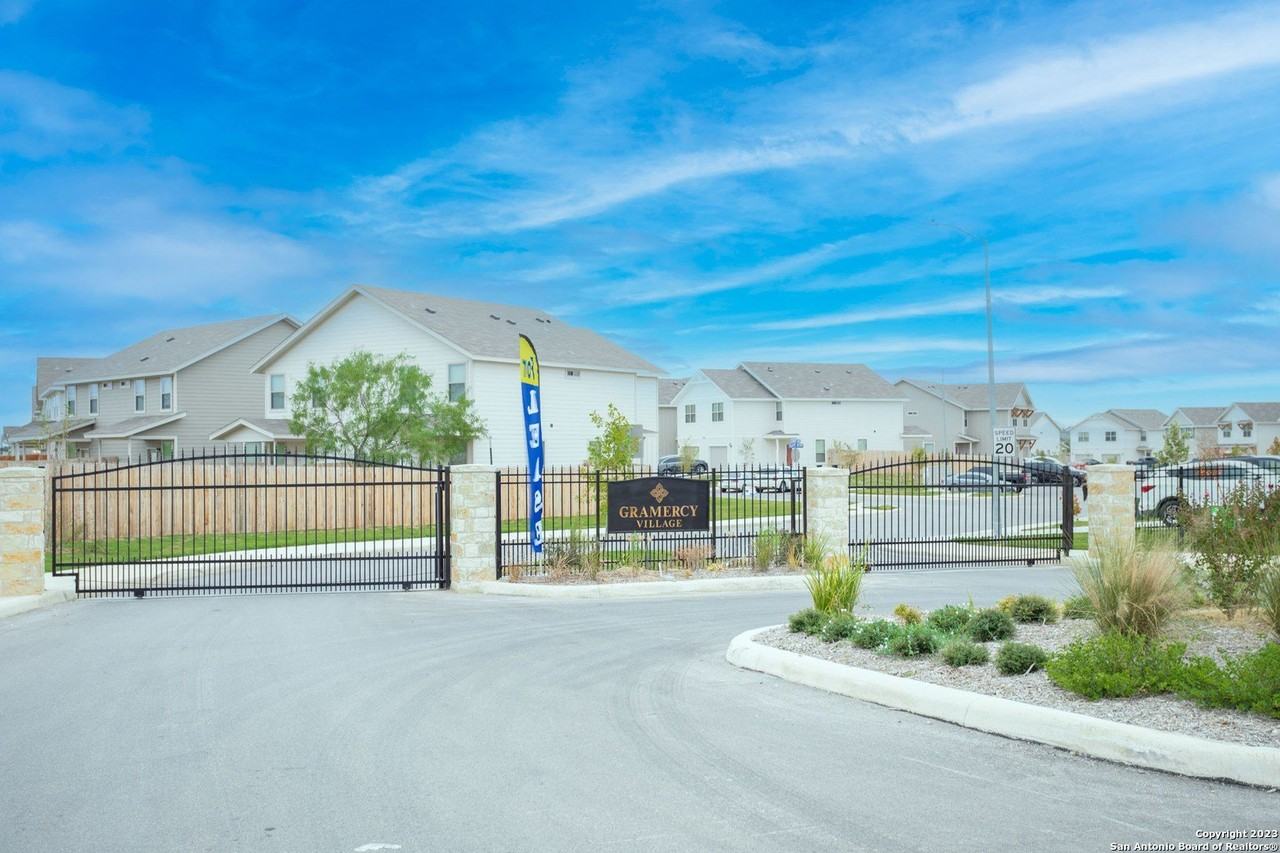 13526 Tulipwood Nook Unit 102 #102 - Photo 3 of 16