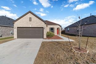 29960 Versace - Photo 1 of 1