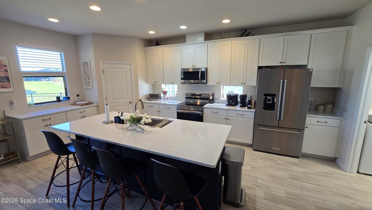 8137 Dobre Way - Photo 2 of 25