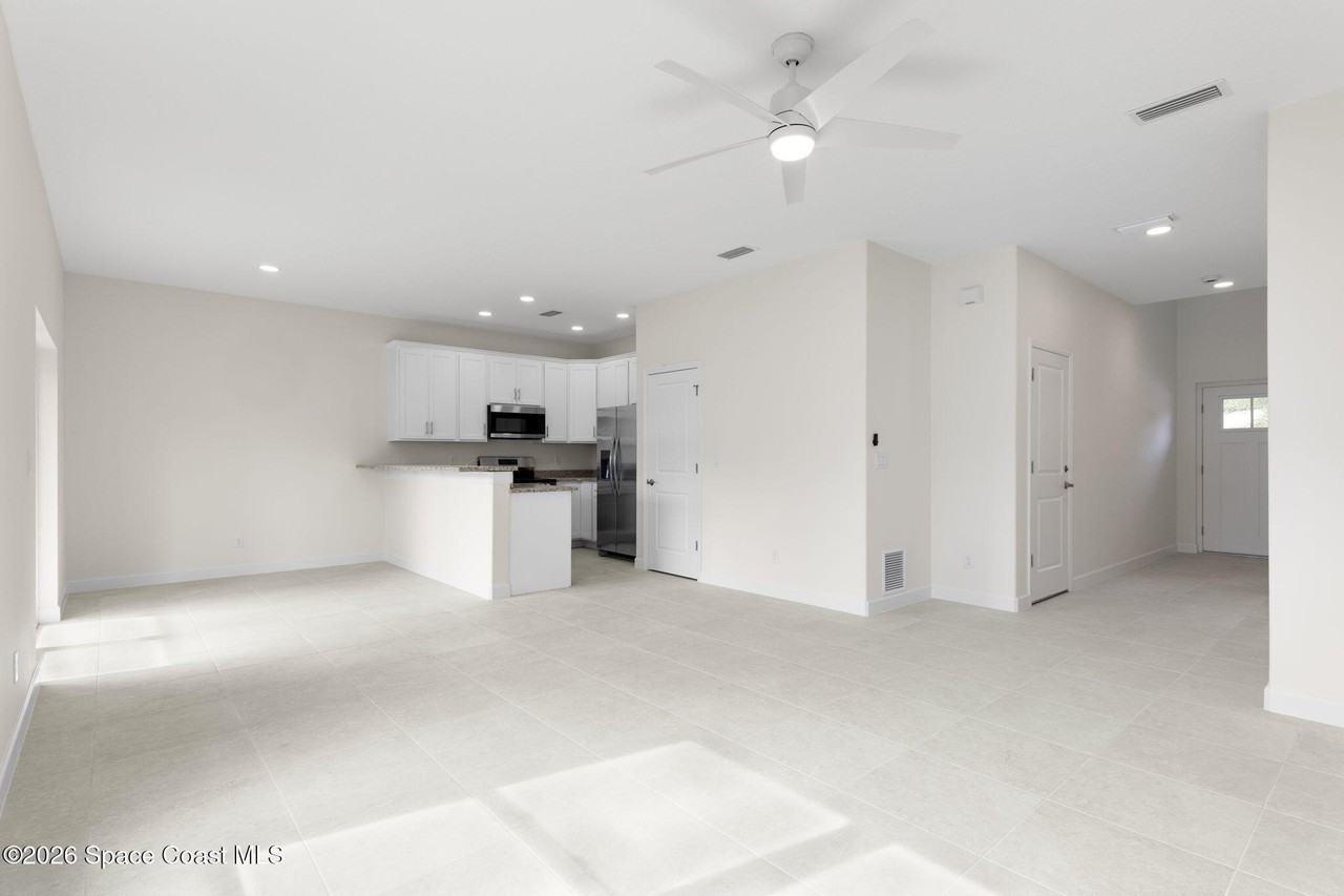 193 Dayton Blvd #193 - Photo 6 of 46