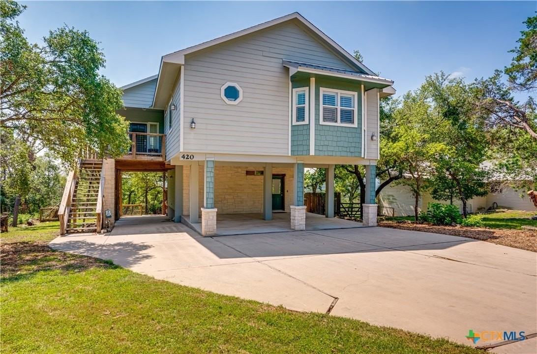 420 Lake Frst - Photo 2 of 24