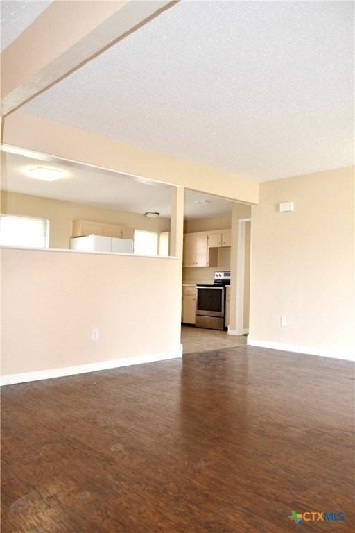 1501 Bluffdale St - Photo 2 of 13