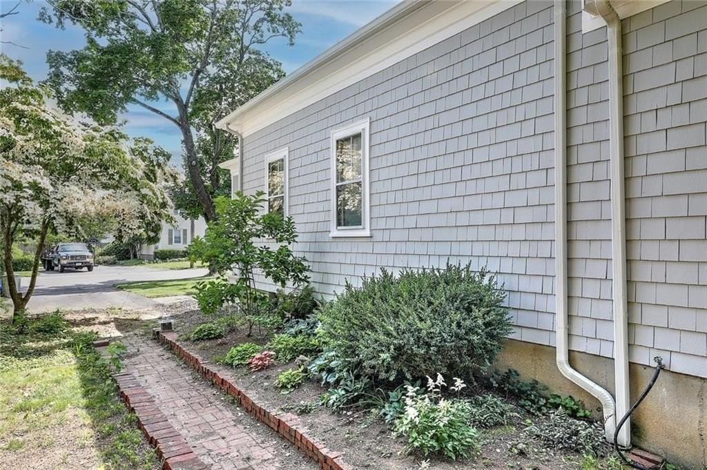 25 Anoka Ave - Photo 6 of 16