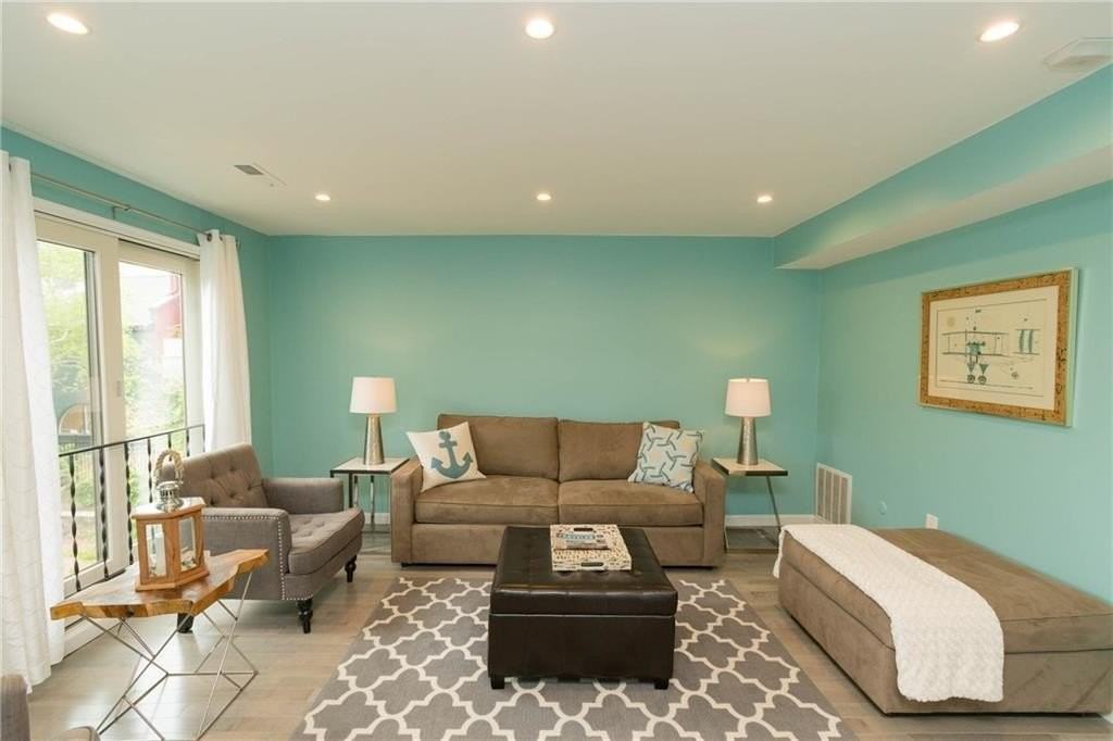 319 Swans Wharf Row - Photo 4 of 21